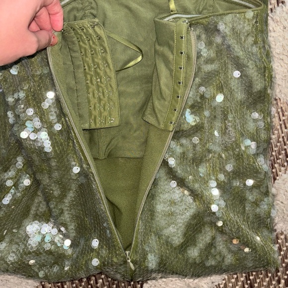 STAUD Shimmering Silver maxi dress - Picture 9 of 9